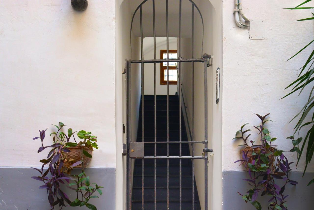 Palazzo Cuto Suite & Charme Palermo Exterior foto